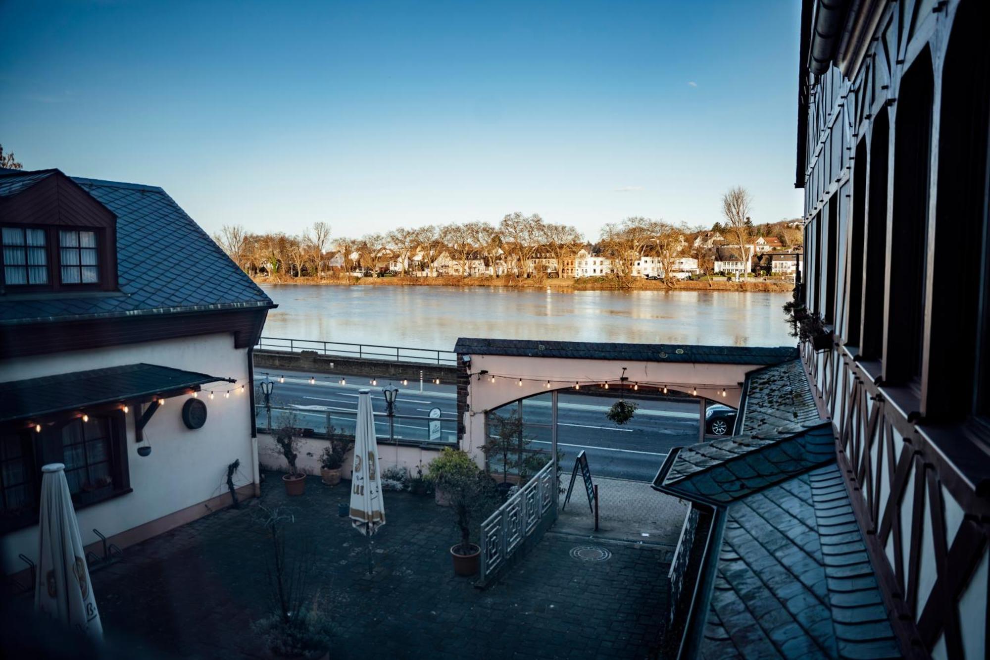 Hotel Guelser Weinstube Koblenz  Ngoại thất bức ảnh