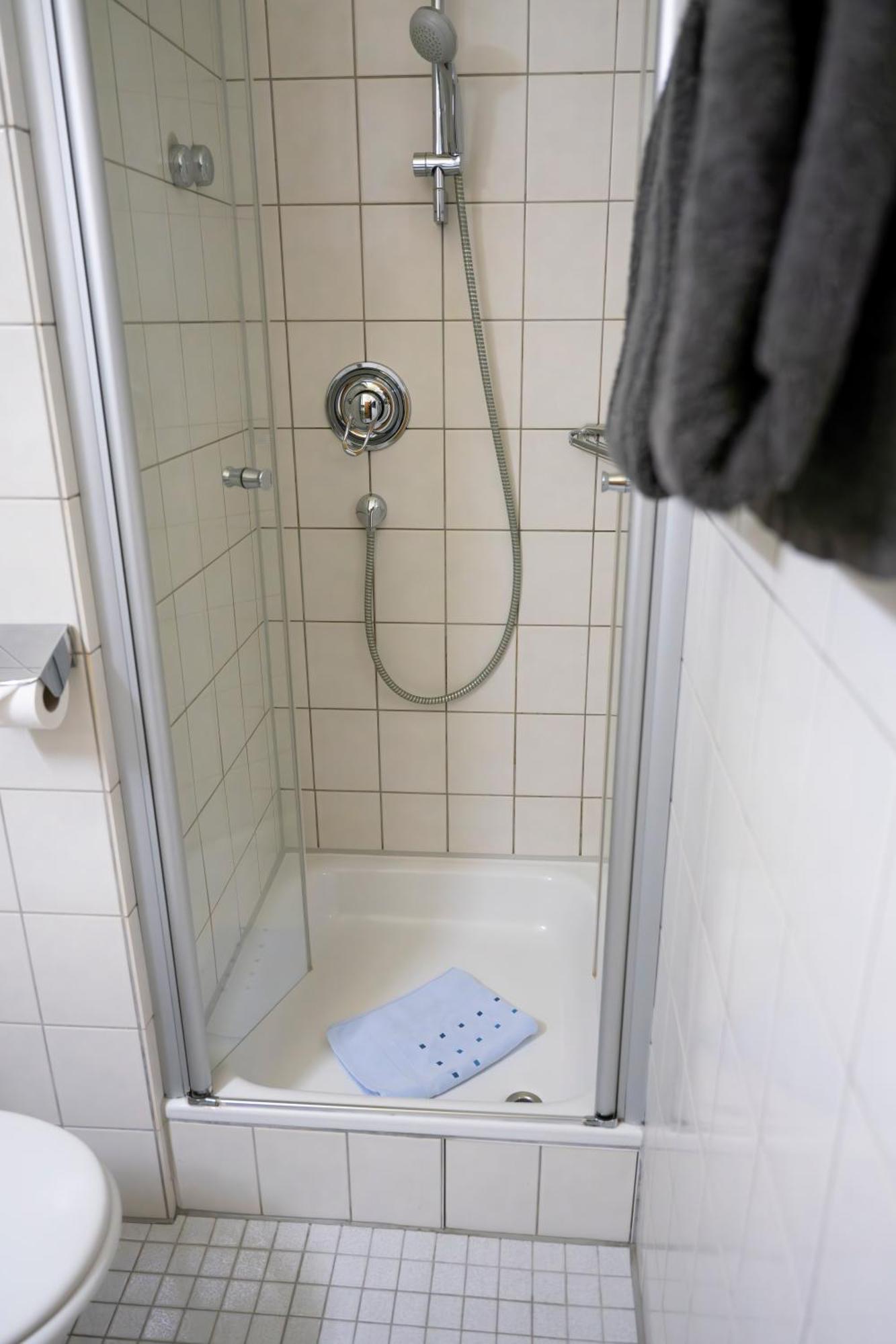 Hotel Guelser Weinstube Koblenz  Ngoại thất bức ảnh