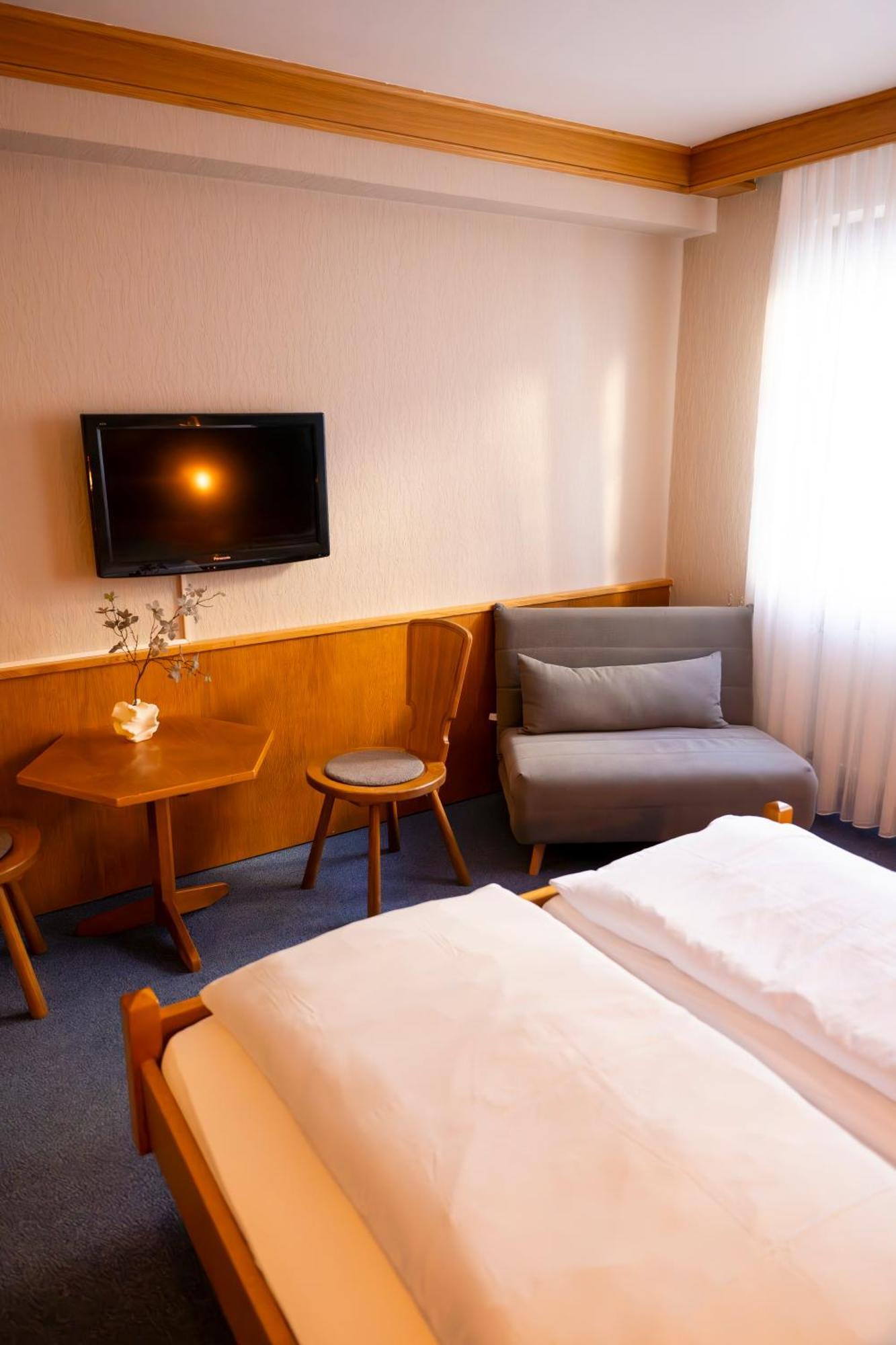Hotel Guelser Weinstube Koblenz  Ngoại thất bức ảnh