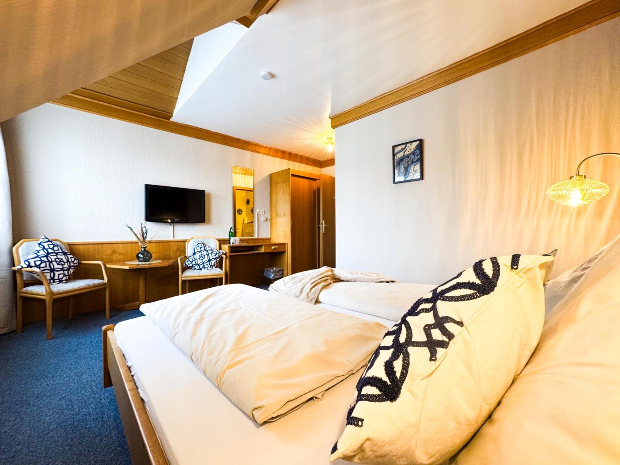 Hotel Guelser Weinstube Koblenz  Ngoại thất bức ảnh